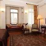 Dila Suits 1 Lejlighedshotel