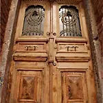 Dila Suits 1 Istanbul