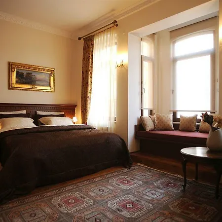 Dila Suits 1 Estambul