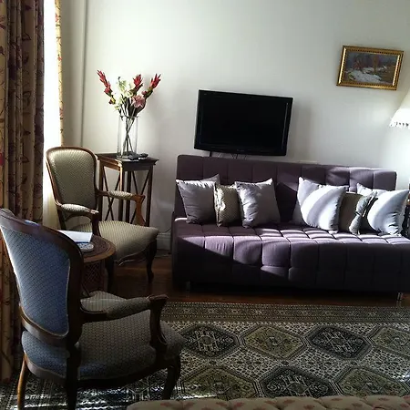 Dila Suits 1 Estambul