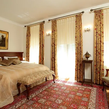 Dila Suits 1 Estambul