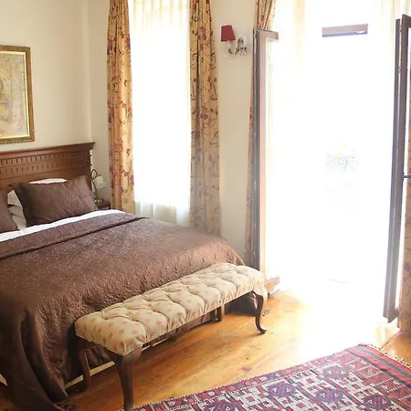 Apartahotel Dila Suits 1