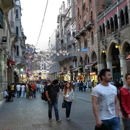 Dila Suits 1 Apartahotel 3*