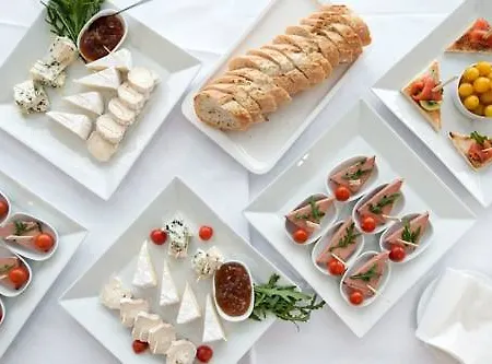 Dila Suits 1 Apartahotel