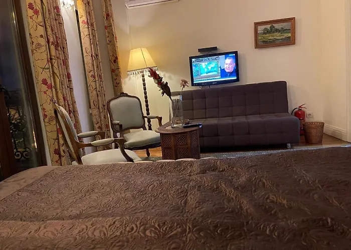 Lägenhetshotell Dila Suits 1