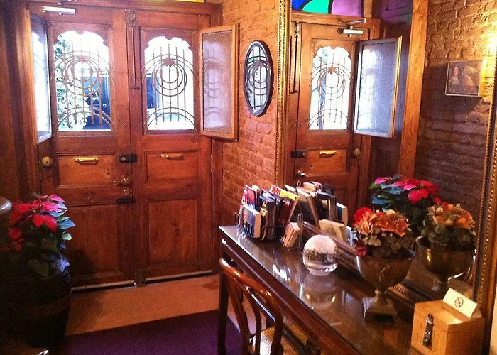 Lägenhetshotell Dila Suits 1