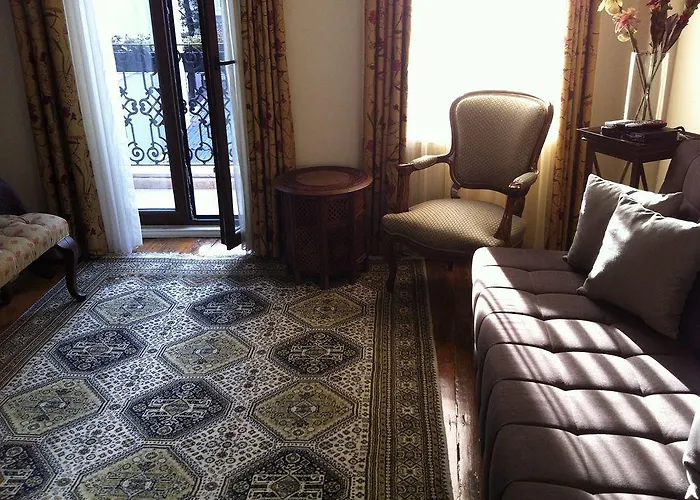 Appart hôtel Dila Suits 1 3*