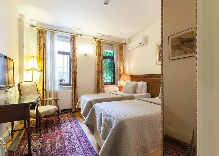 Appart hôtel Dila Suits 1 3*