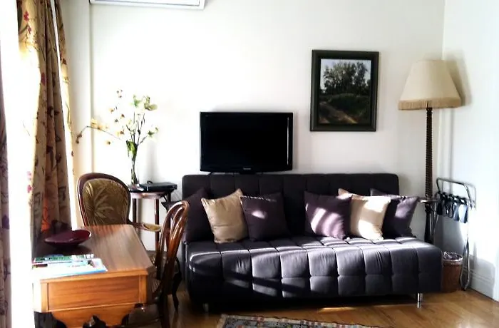 Dila Suits 1 Istambul