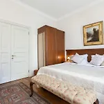 Hotel apartamentowy Dila Suits 1 3*