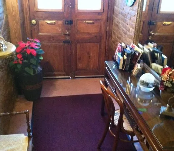 Aparthotel Dila Suits 1